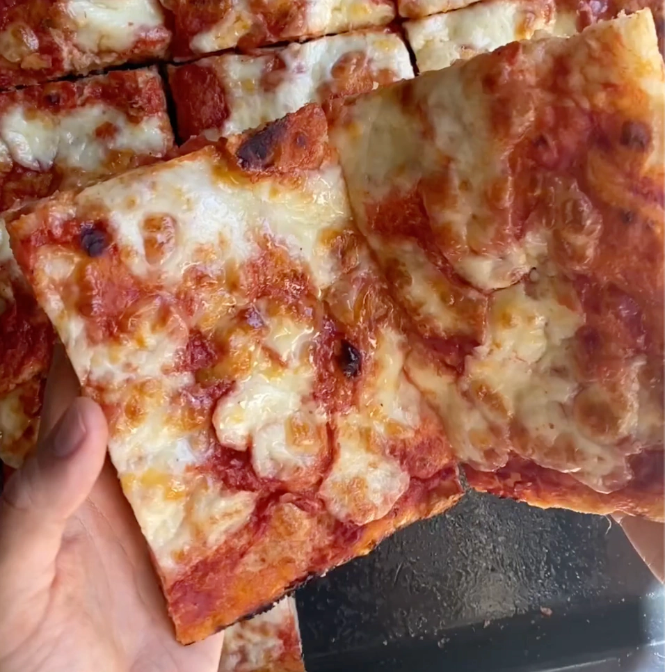 2 pieces of Artisanal Pizza al Taglio