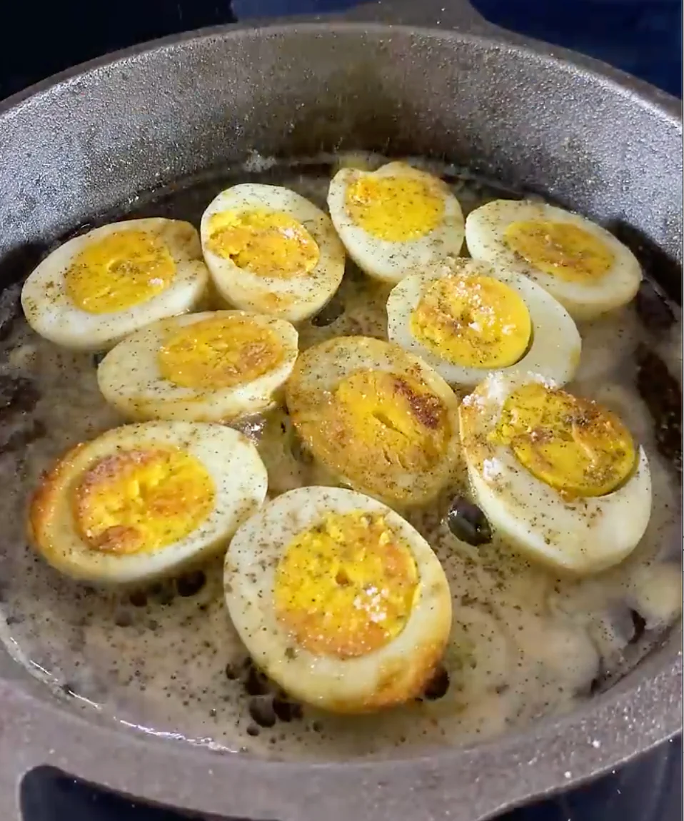 Scrambled Eggs in Homemade Tomato-Onion Sauce