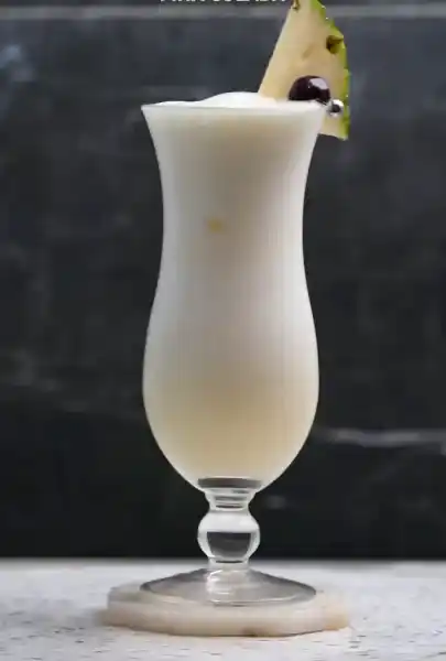 Ginger Piña Colada: Tropical Coconut & Fiery Zest