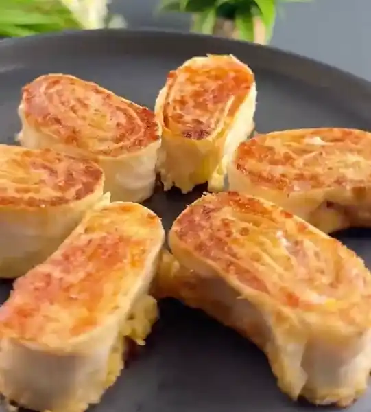 6 Crispy Lavash Cheese Roll-Ups